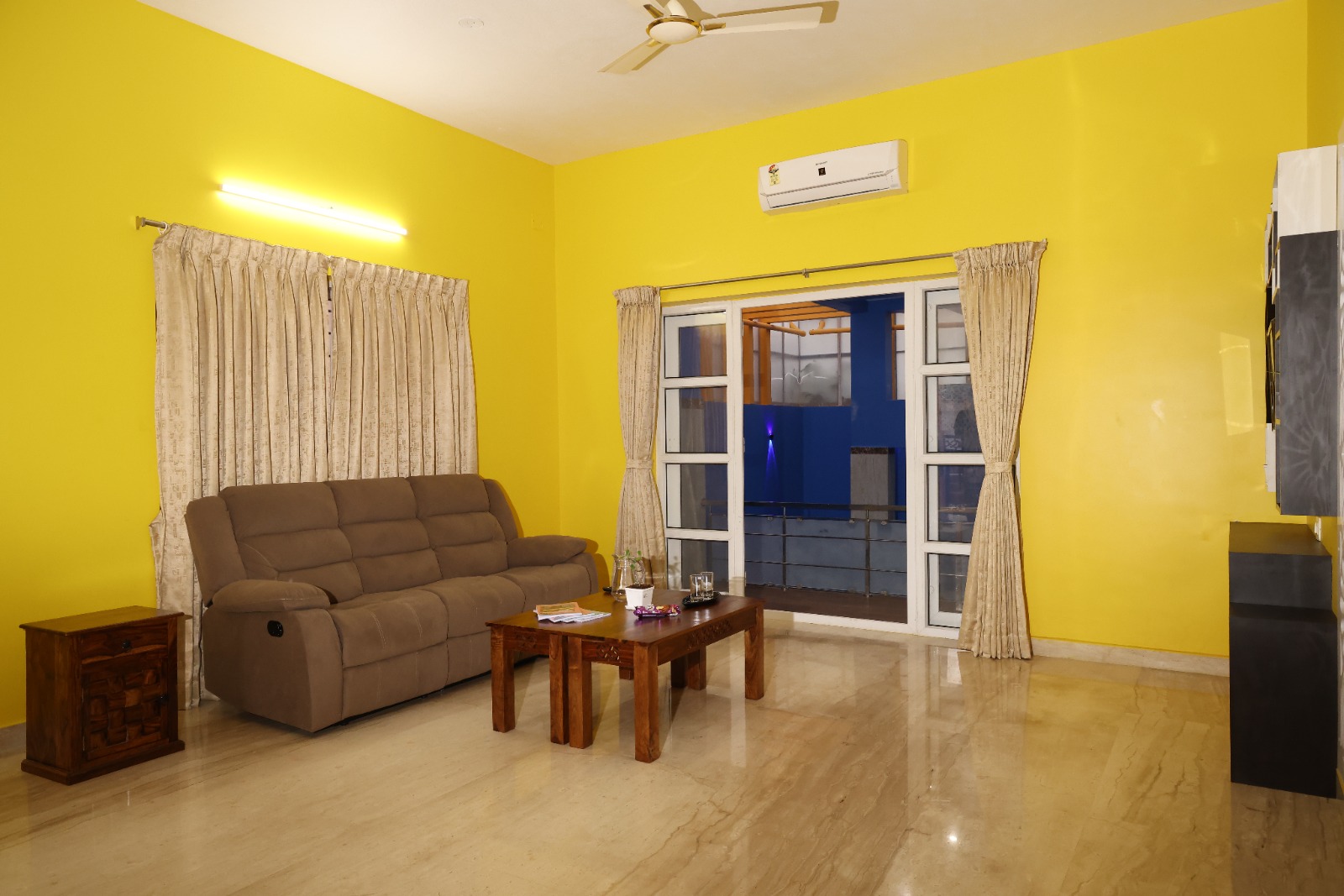 Garden-View Living Room Kanyakumari